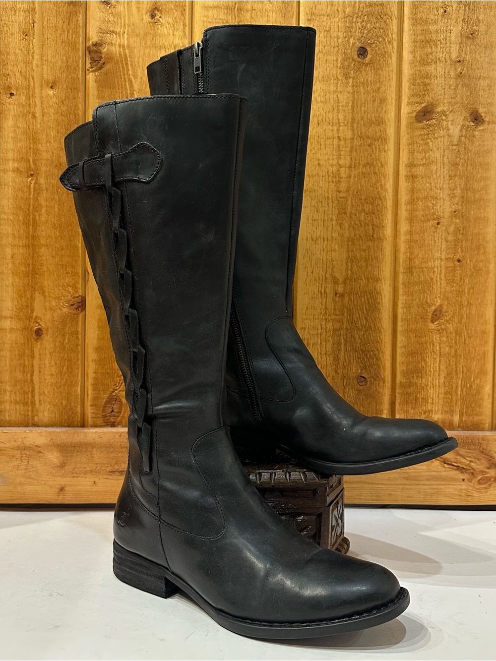 BORN  Cook Women's Insulated Lined 9M Black Leather Knee High Boots